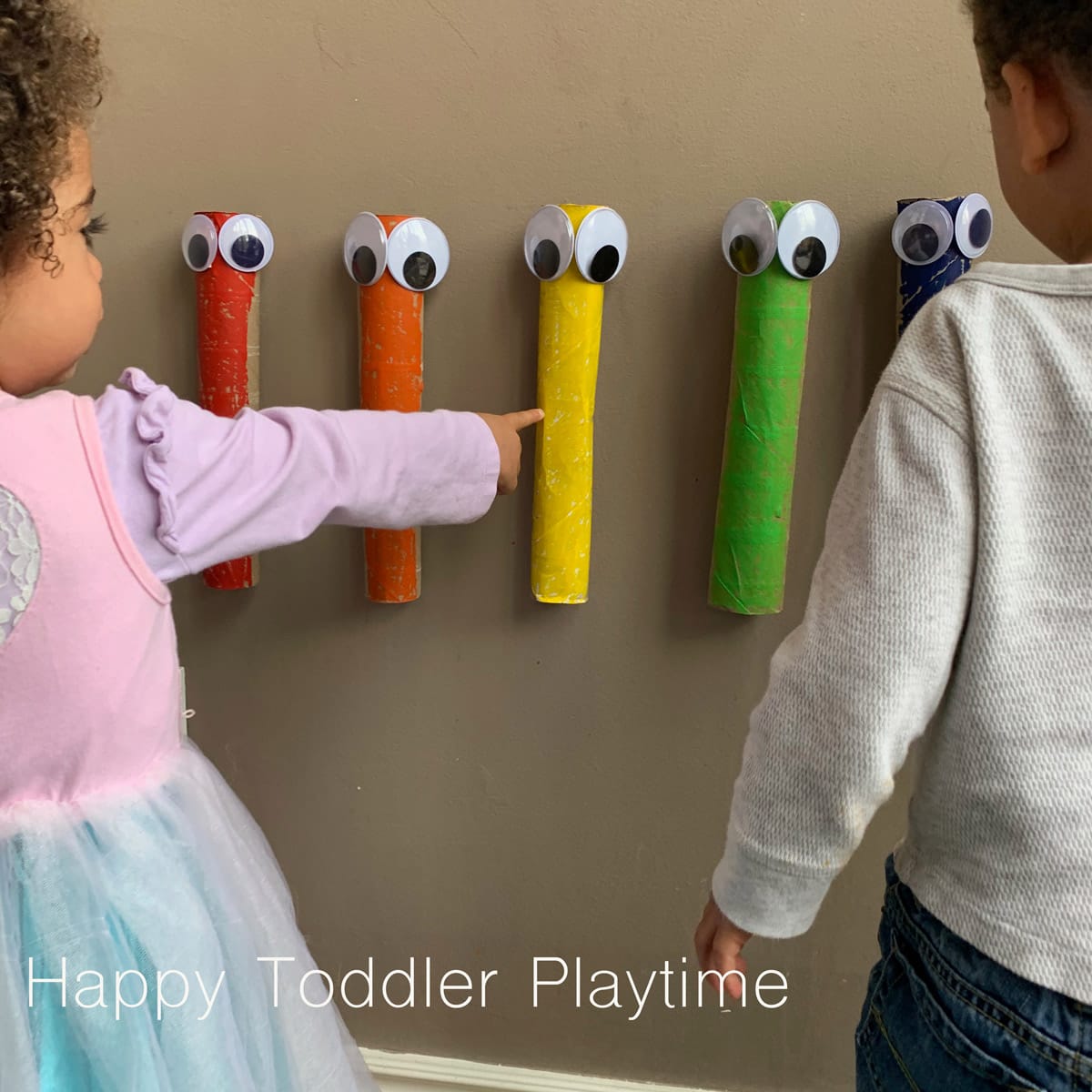Feed the Caterpillars: Pom Pom Drop